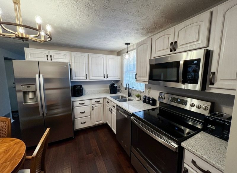 Kitchen Cabinets Refinishing